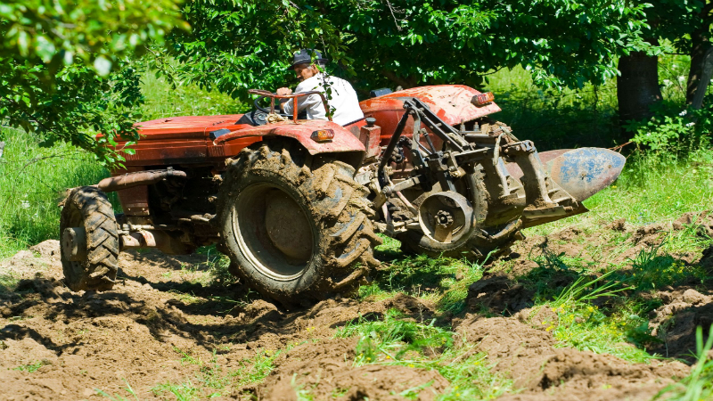 Advantages of Tractor Rental Services in Beaumont