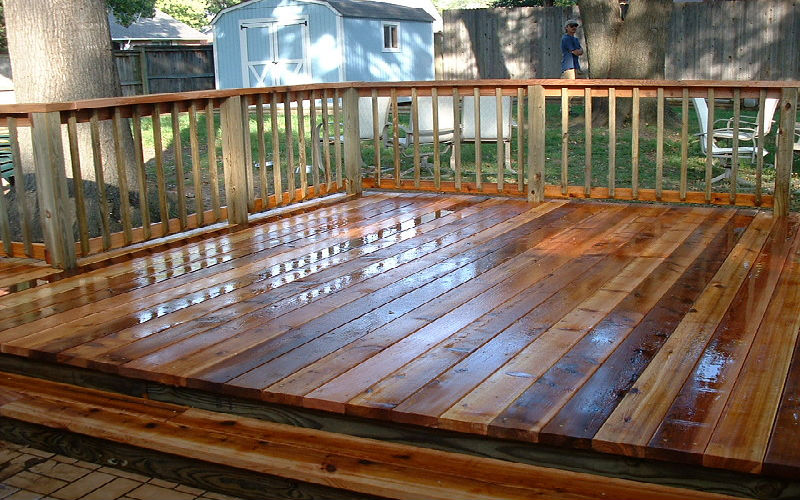 Expert Deck Services Give You a Deck You Can Show Off to Others