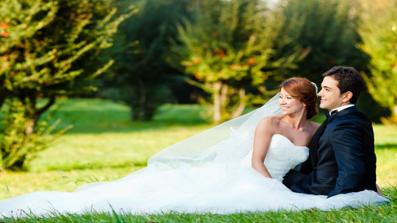 Things to Consider Before Becoming a Professional Wedding Photographer