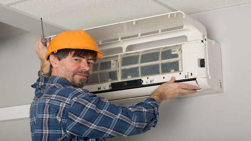 How Air Conditioning Service in Glendale, AZ, Extends the Unit’s Lifespan