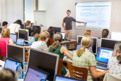 Why You Should Consider an Online Sales Training Class