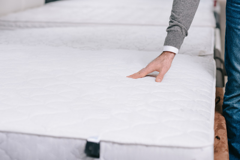 Advantages of Using a Firm Mattress for Increased Support in Michigan